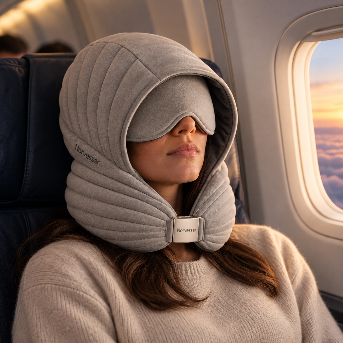 Norvessar™ WayCloud Rest Hood